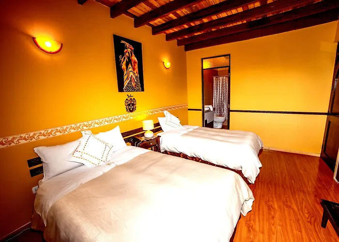 Yabar Plaza I Hotel