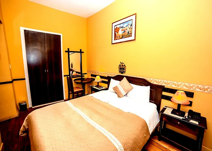 Hotel Yabar Plaza I 3*