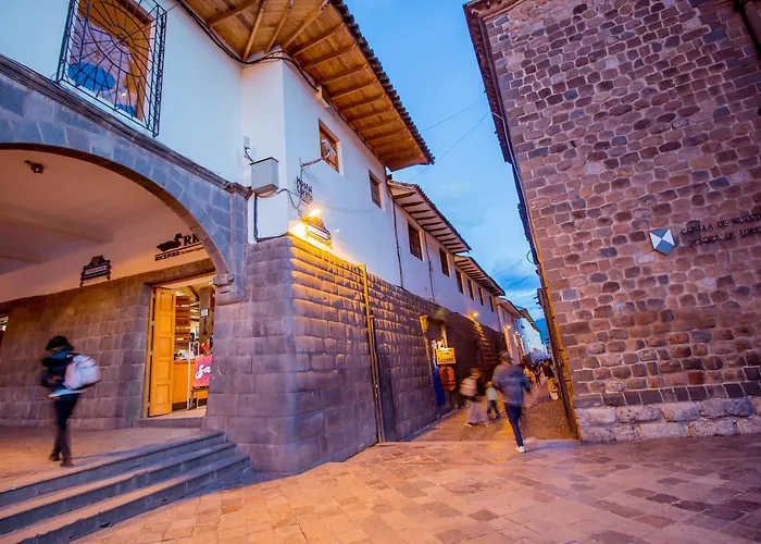 Yabar Plaza I Cusco