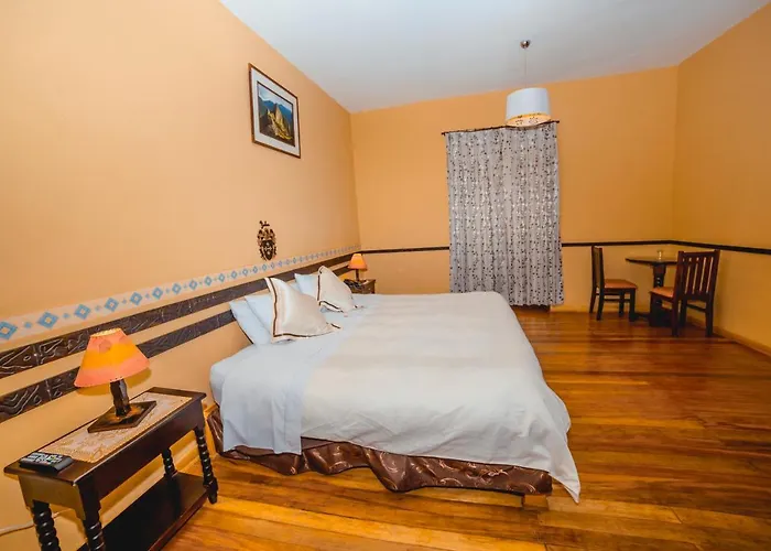 Hotel Yabar Plaza I 3*