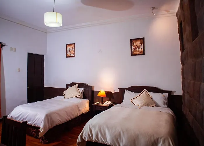 Yabar Plaza I
