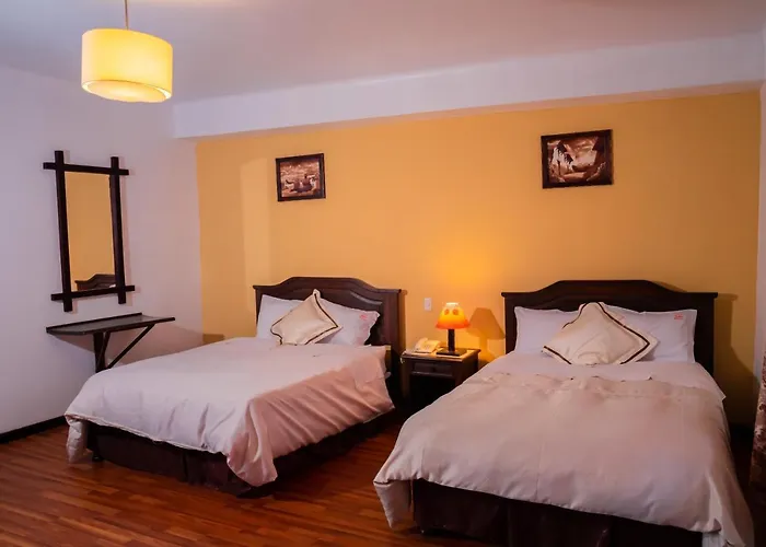 Hotel Yabar Plaza I
